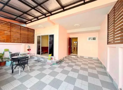 Casa adosada de 3 dormitorios en alquiler en Rawai, Phuket