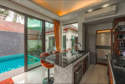 Privatpool-Villa in Chalong - 4 Schlafzimmer, 5 Badezimmer