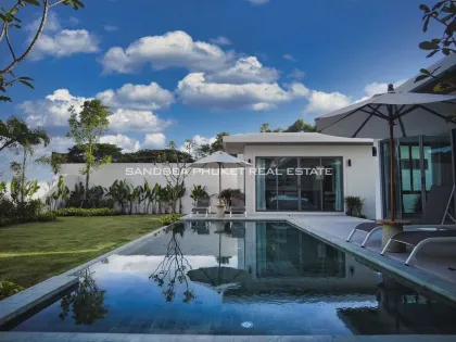 Luxurious 2-Bedroom 3-Bath Apartment for Rent in Laguna, Phuket