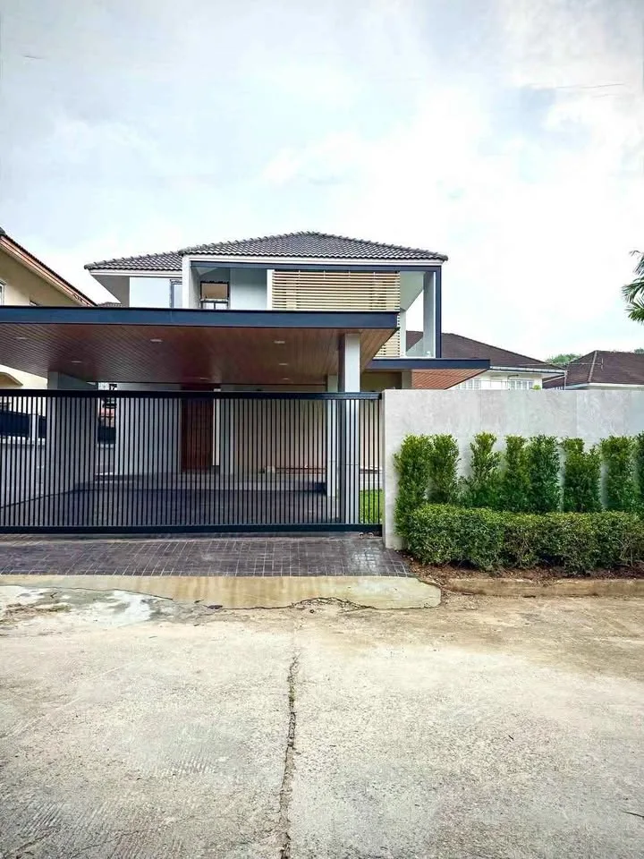 5-Bedroom Detached Villa with Private Pool at City Home กู้กู, Phuket