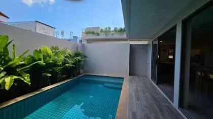 ให้เช่าวิลล่าพูลวิลล่าใหม่ 3 ห้องนอน 4 ห้องน้ำในตัวเมืองภูเก็ต