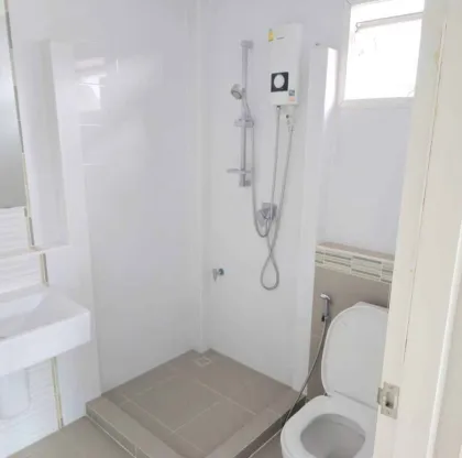 Spacious Fully Furnished 3-Bed 3-Bath Villa for Rent in Inizio Village, Koh Kaew
