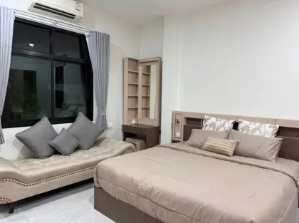 Casa con Piscina Privada en Alquiler: 3 Habitaciones y 2 Baños en Phuket Town