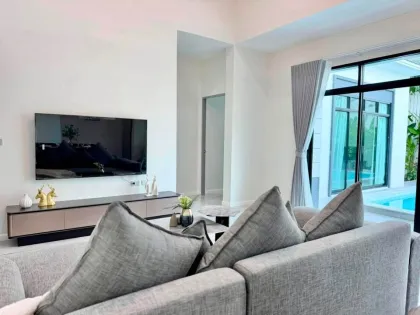 Casa con Piscina Privada en Alquiler: 3 Habitaciones y 2 Baños en Phuket Town