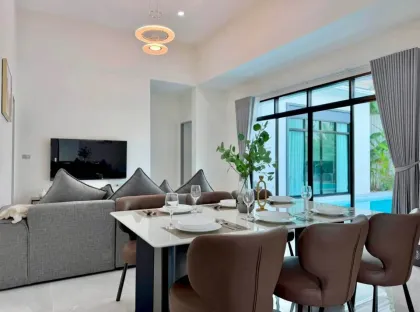 Casa con Piscina Privada en Alquiler: 3 Habitaciones y 2 Baños en Phuket Town