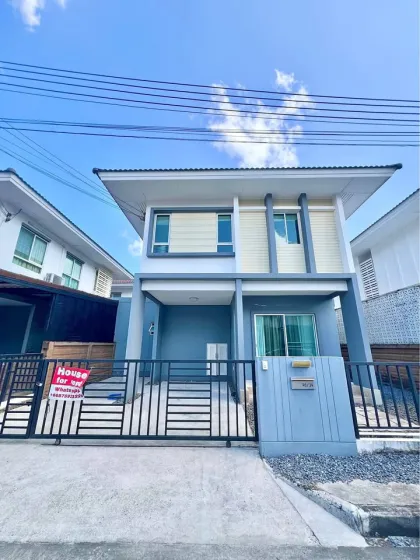 Komfortable 3-Zimmer-Villa nahe BISP in Cherng Talay zu mieten