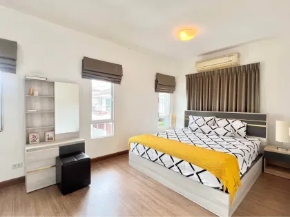 Komfortable 3-Zimmer-Villa nahe BISP in Cherng Talay zu mieten