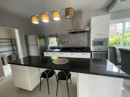 Habitia Koh Kaew Villa mit 3 Schlafzimmern, 2 Bädern zur Miete