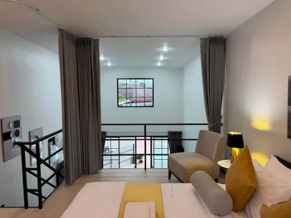 2 Beds 1 Bath Modern Duplex Loft Townhouse for Rent