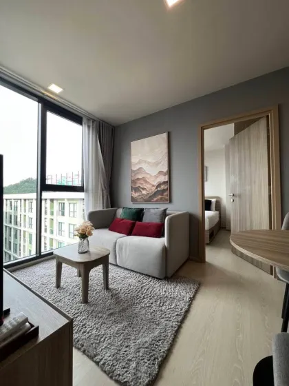 2-Zimmer-Eckwohnung mit Pool- & Bergblick in Layan