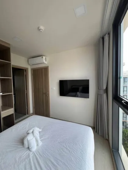 2-Zimmer-Eckwohnung mit Pool- & Bergblick in Layan