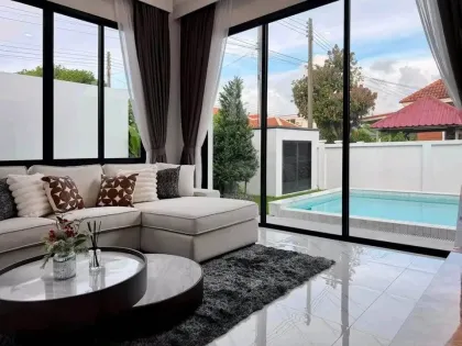 Private Pool Villa with 3 Bedrooms and 3 Bathrooms for Rent in Koh Kaew