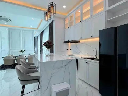 Private Pool Villa with 3 Bedrooms and 3 Bathrooms for Rent in Koh Kaew