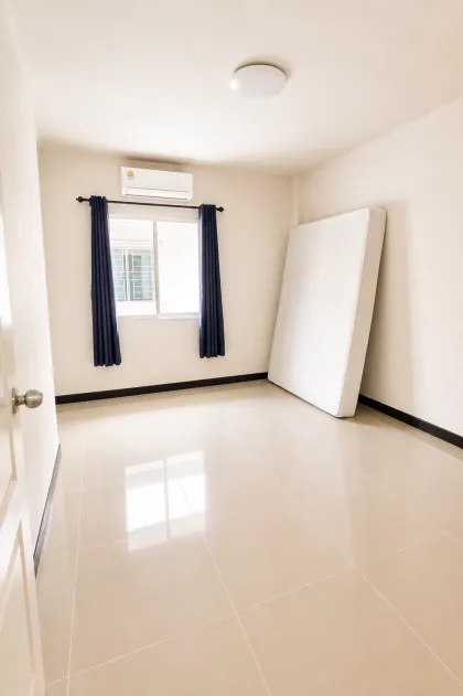 Neues Haus nahe Tesco Lotus Thalang zur Miete für 17k THB