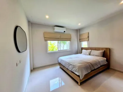 ซูปาลัย ปาล์ม สปริงส์ บ้านพัก 4 ห้องนอน 3 ห้องน้ำ