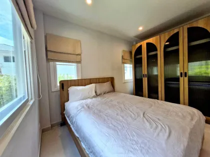 ซูปาลัย ปาล์ม สปริงส์ บ้านพัก 4 ห้องนอน 3 ห้องน้ำ