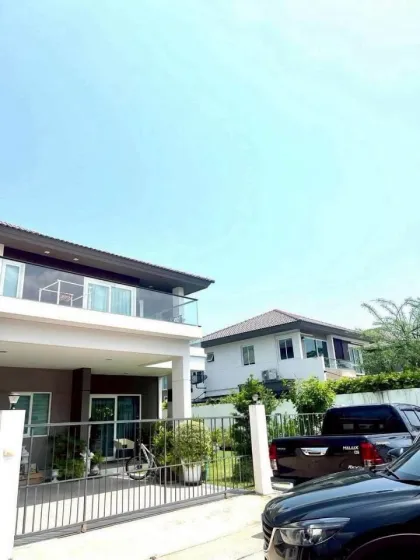 Geräumige 3-Schlafzimmer-Villa zur Miete in Inizio Koh Kaew