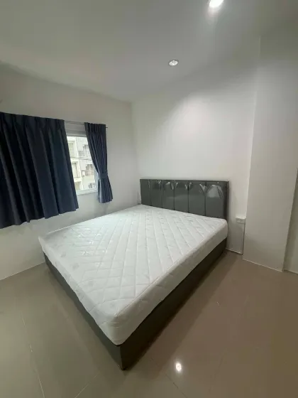 Gewerbegebäude zur Miete in Patong, Phuket