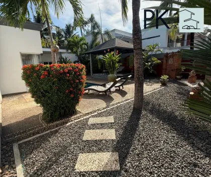 Private Pool Villa with 2 Bedrooms and 2 Bathrooms for Rent in Rawai
