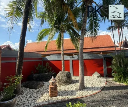 Private Pool Villa with 2 Bedrooms and 2 Bathrooms for Rent in Rawai