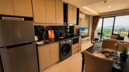 Кондо с видом на море, 1 спальня, Mida Grande Resort, Пхукет Таун