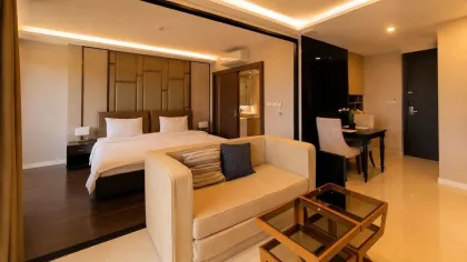 Кондо с видом на море, 1 спальня, Mida Grande Resort, Пхукет Таун
