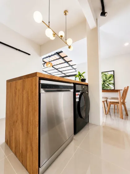 Kathu 3-Bedroom Villa with 2 Bathrooms for Rent