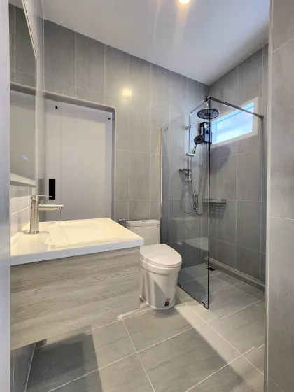 Kathu 3-Bedroom Villa with 2 Bathrooms for Rent