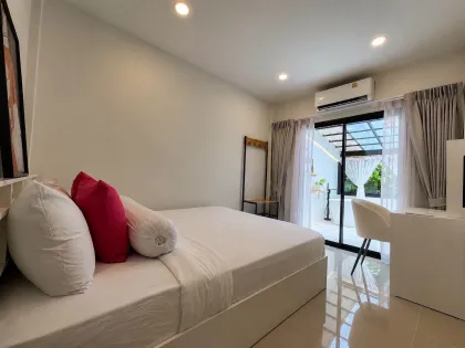 Kathu 3-Bedroom Villa with 2 Bathrooms for Rent