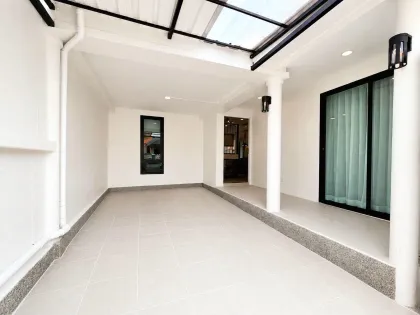 Kathu 3-Bedroom Villa with 2 Bathrooms for Rent