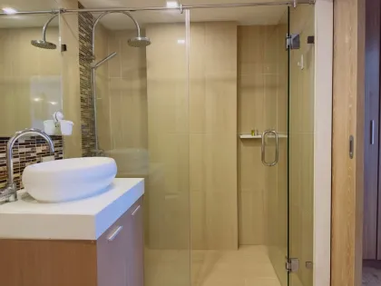 Gemütliches 1-Zimmer-Apartment im Calypso Condo Naiharn Beach