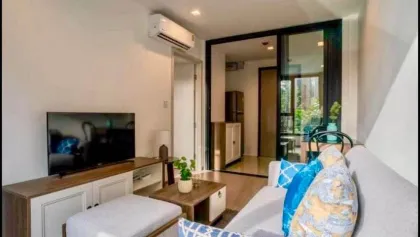 อพาร์ตเมนต์ 1 ห้องนอนให้เช่าที่ The Base Central Condo, เชิงทะเล