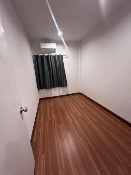 Supalai Primo Thalang: Casa de 3 dormitorios y 3 baños en alquiler