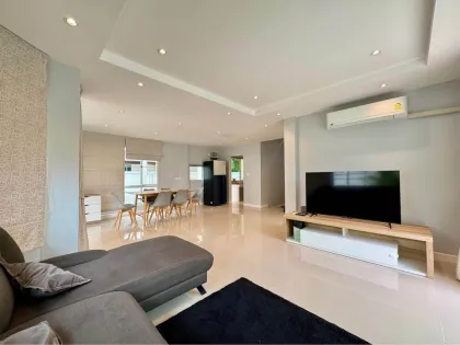 Вилла с 3 спальнями и большим садом в Land & Houses Chalong, Пхукет