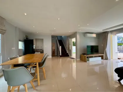 Вилла с 3 спальнями и большим садом в Land & Houses Chalong, Пхукет
