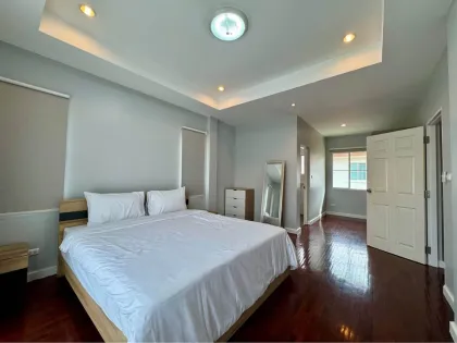 Вилла с 3 спальнями и большим садом в Land & Houses Chalong, Пхукет
