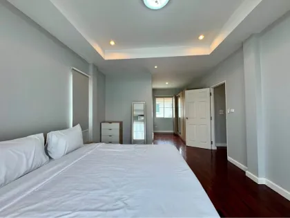 Вилла с 3 спальнями и большим садом в Land & Houses Chalong, Пхукет