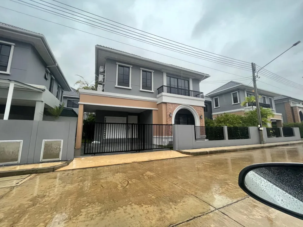 Villa Crown Estate Koh Kaew de 5 dormitorios y 4 baños