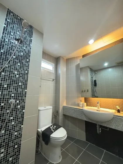 The Scene Condo Phuket – Apartamento Esquinero de 1 Habitación en Alquiler