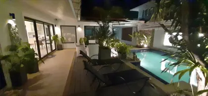 Maison 2 Chambres 2 Salles de Bain à Louer à Rawai, Phuket