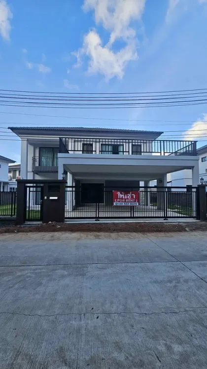 Großzügige 4-Schlafzimmer-Familienvilla in The Palm Kathu-Patong