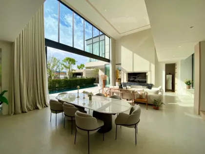 Villa de luxe 4 chambres avec piscine à louer à Chalong