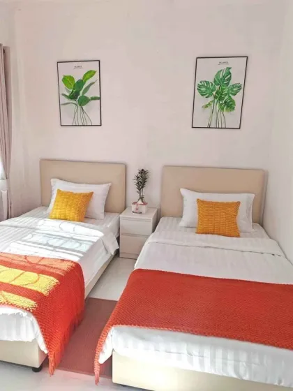 3-Bedroom 2-Bathroom Villa for Rent in Wongchalerm Garden Ville