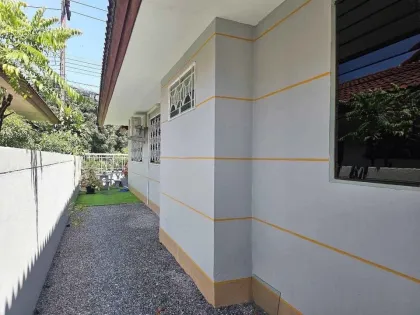 3-Bedroom 2-Bathroom Villa for Rent in Wongchalerm Garden Ville