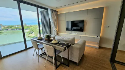 Moderne 1-Zimmer-Wohnung zur Miete in The Aqua, Boat Avenue