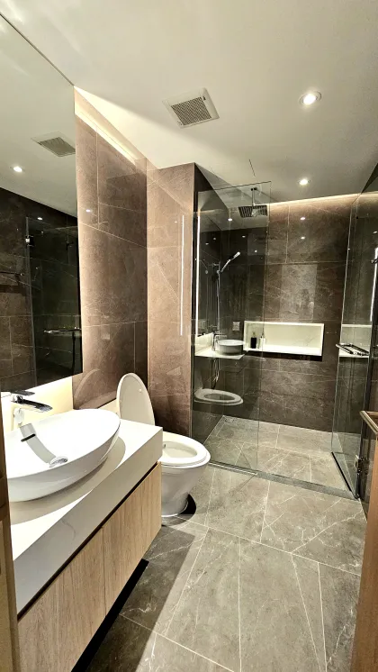 Moderne 1-Zimmer-Wohnung zur Miete in The Aqua, Boat Avenue