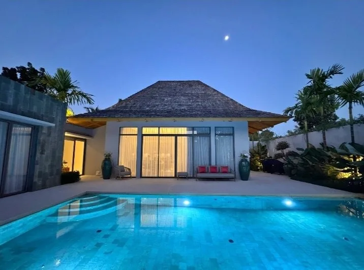 Anchan Hill Luxury 4-Bedroom Villa with Private Pool