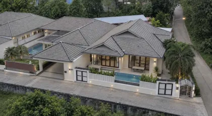 Частные виллы с бассейном в Паклоке — рядом с UWC Phuket и Mission Hills Golf Club