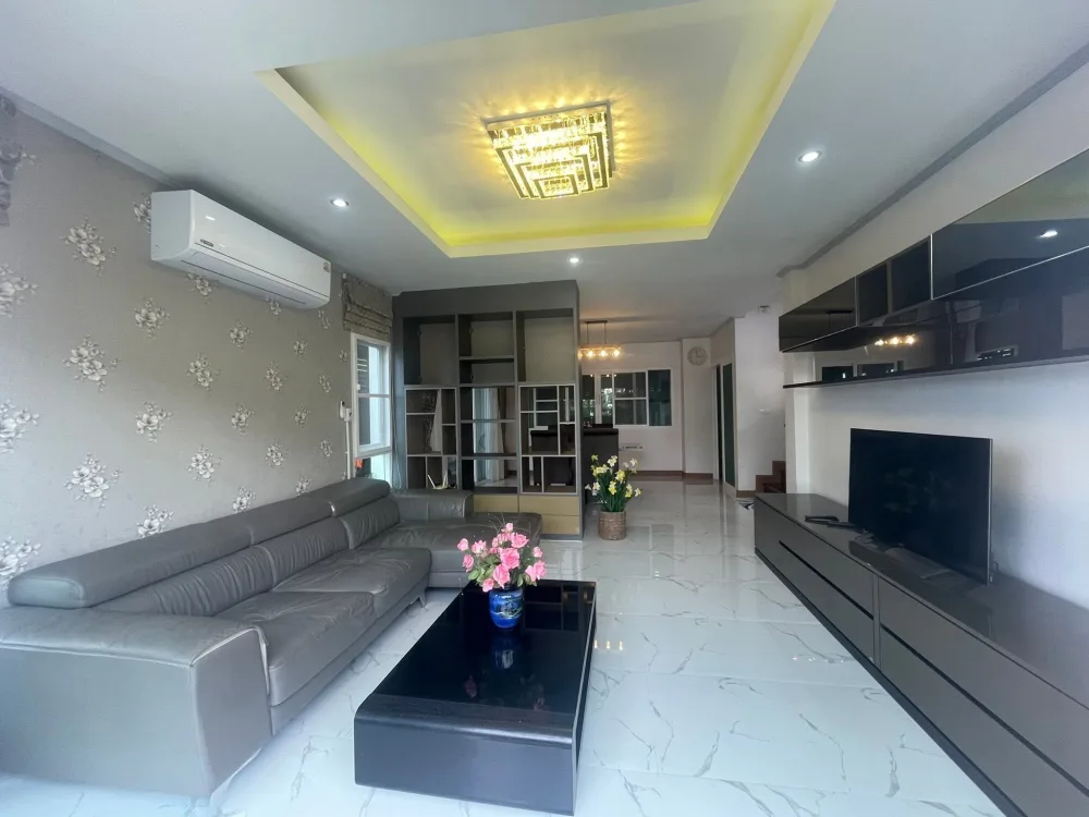 Supalai Essence 3-Bedroom Villa for Rent in Cherng Talay