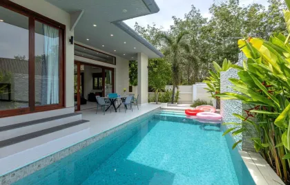 Villa Privée avec Piscine 3 Chambres à Louer à Paklok Près de UWC Phuket
